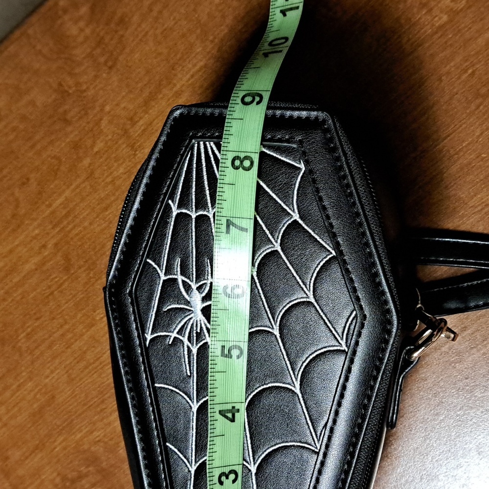 Halloween Coffin purse - Picture 4 of 8